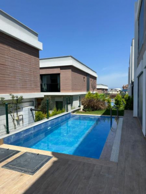 Havuzlu Smart Villa